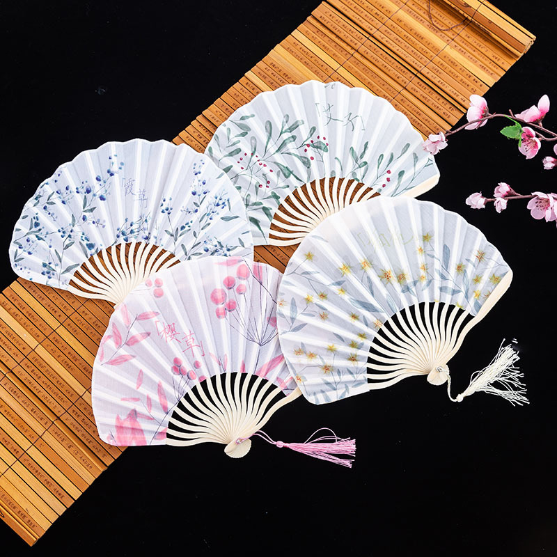 手折り扇子 レトロ装飾品 女性 男性 ダンス小道具 結婚式  - Room Divider Bamboo のレビューと価格