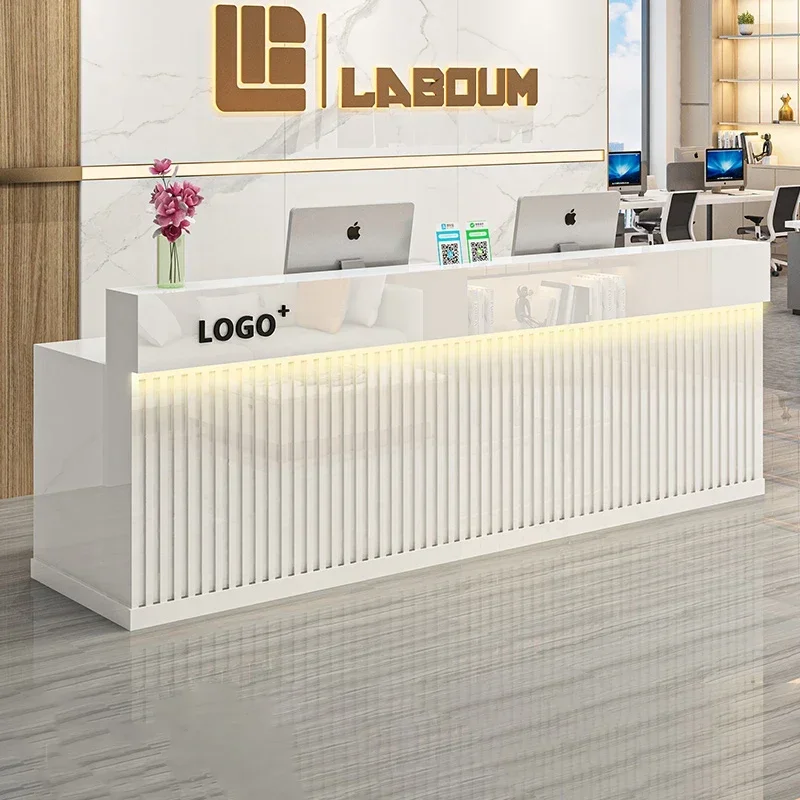 北欧風受付デスク 高級モダン受付デスク ディスプレイ付きのお - Office Furniture Bali のレビューと価格